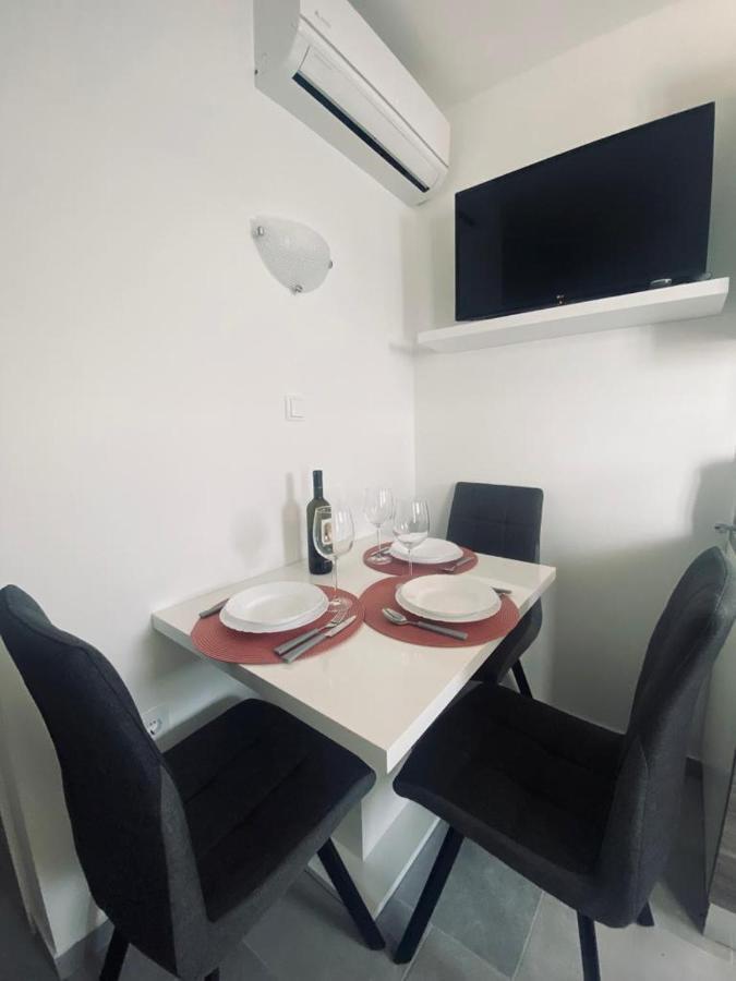 Apartmani Mila Стариград-Пакленица Экстерьер фото