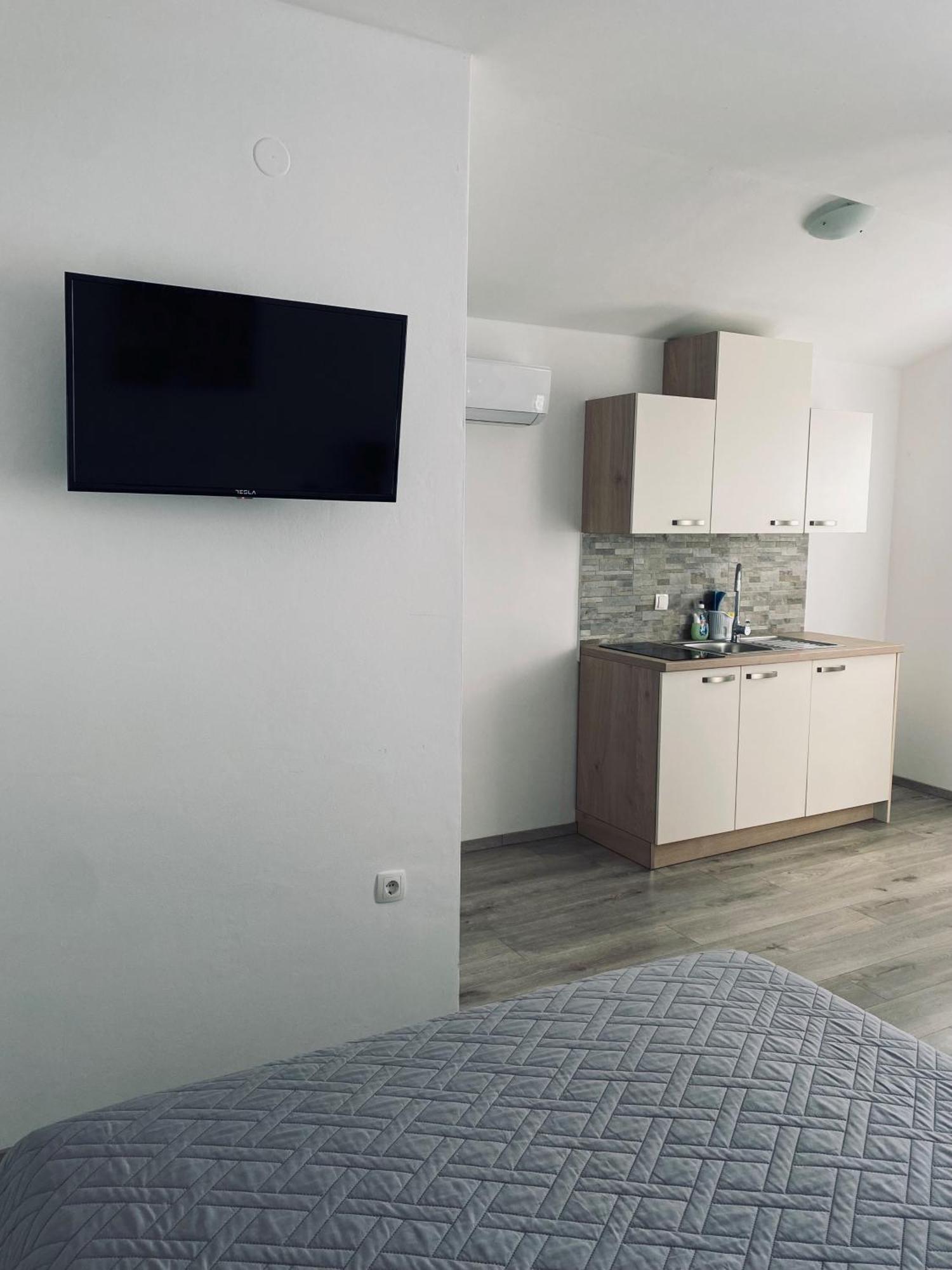 Apartmani Mila Стариград-Пакленица Экстерьер фото