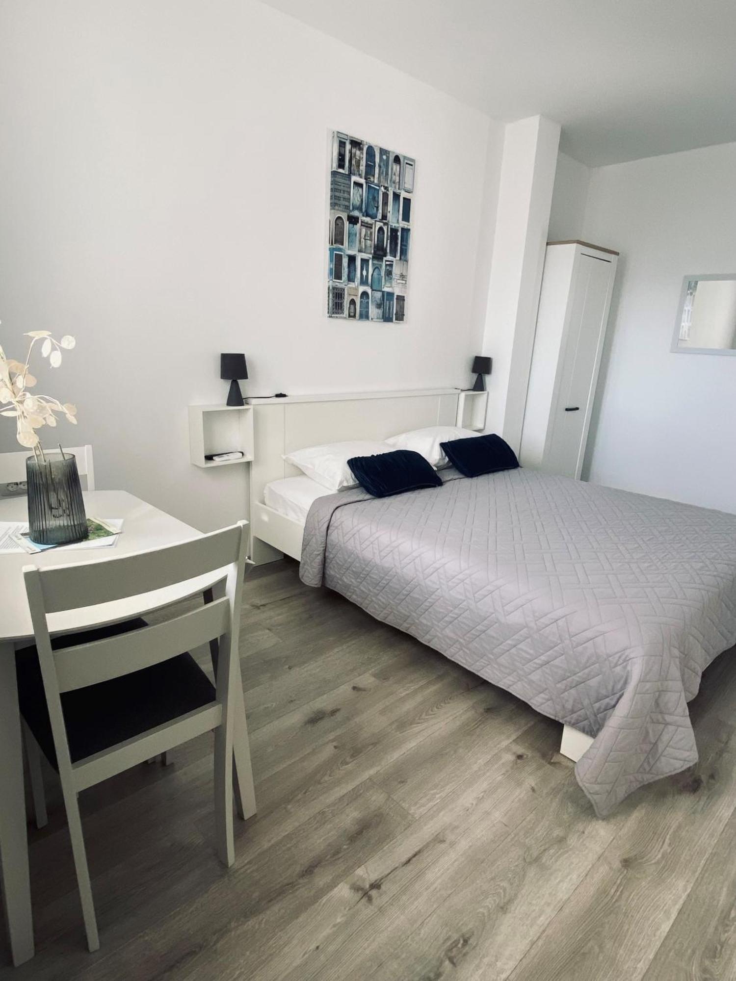 Apartmani Mila Стариград-Пакленица Экстерьер фото