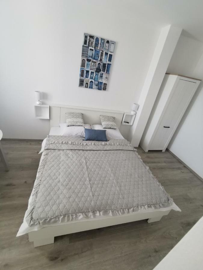 Apartmani Mila Стариград-Пакленица Экстерьер фото